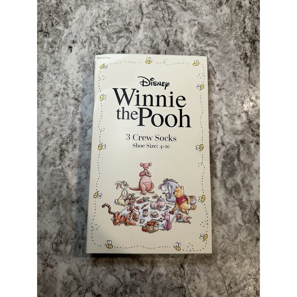 New Disney Winnie the Pooh Women's Graphic Crew Socks, 3 Pack, Sizes 4-10